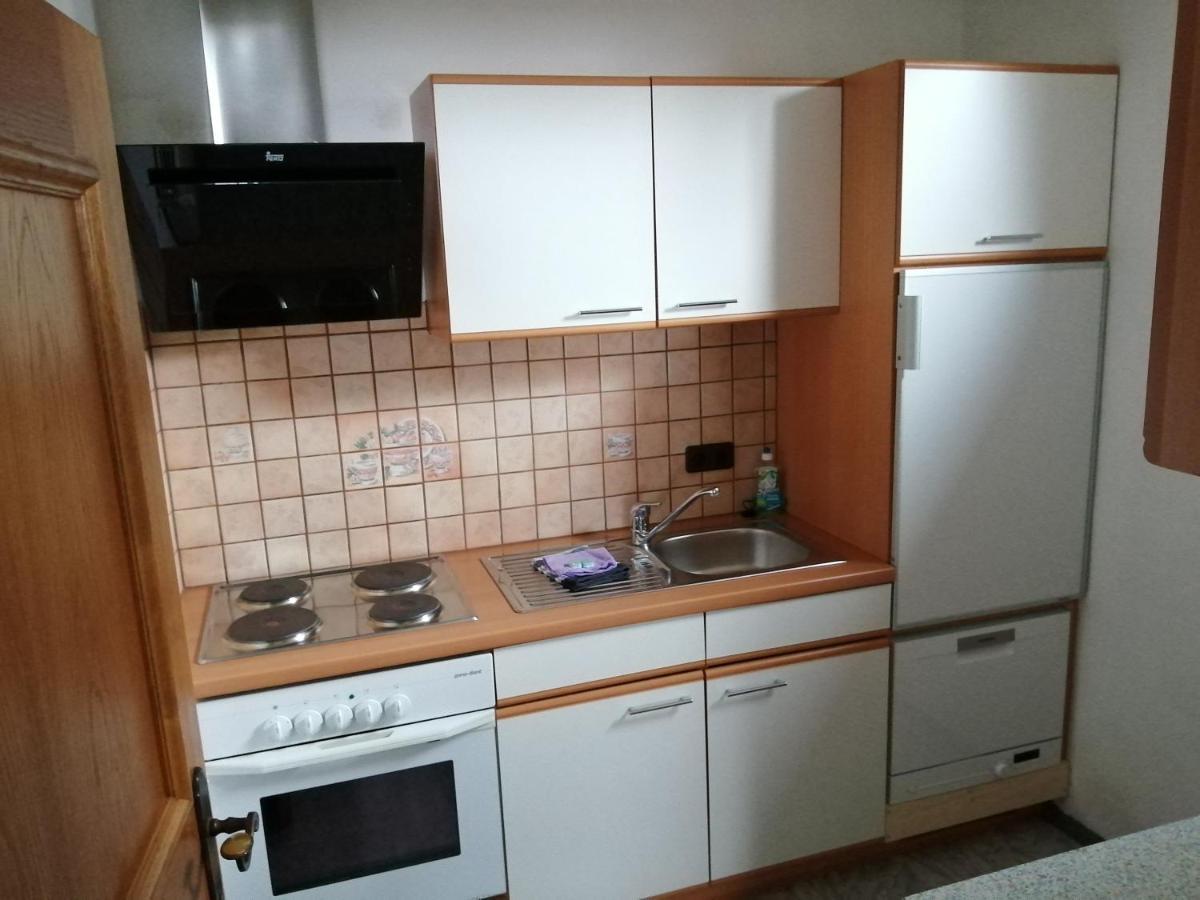 2 Zimmerwohnung mit Küche u. Bad Lofer Exterior foto